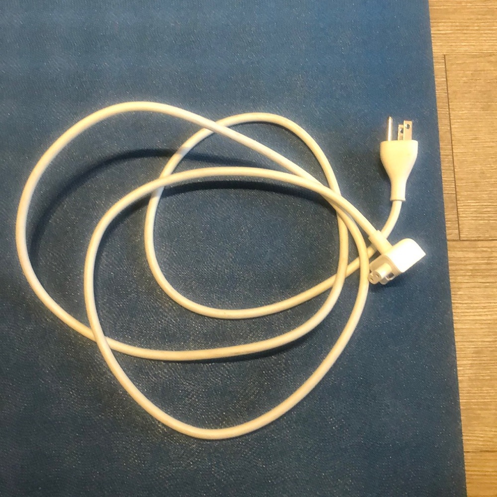 Apple Power Adapter Extension Cable - Picture 2 of 3